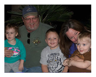 Eva Johnson her husband and grandchildren