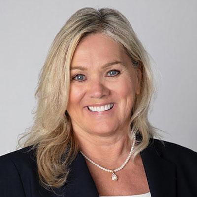 Heather Huffman Headshot