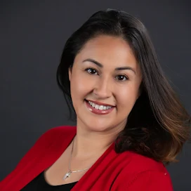 Andrea Roa Headshot
